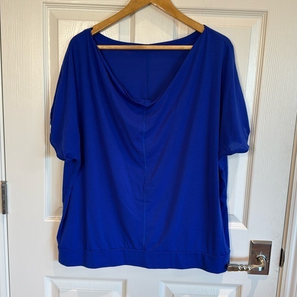 Lole bright blue shirt. Cute and flowey - Picture 1 of 4